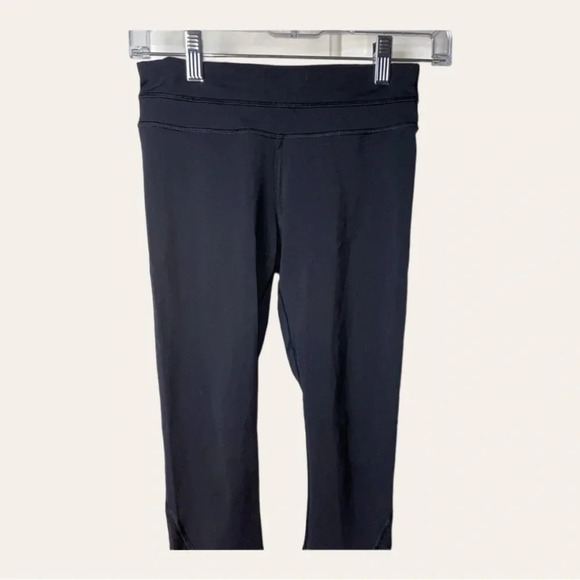 LULULEMON PACE RIVAL CROP MESH PANEL BLACK SIZE 4 IN GOOD CONDITION - Picture 2 of 9